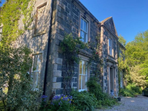 Beautiful Listed Mansion with incredible woodland views